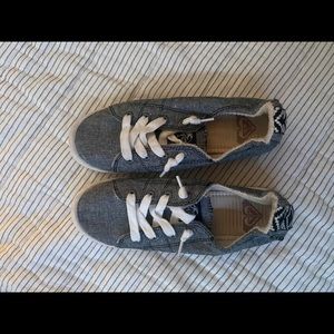 roxy sneakers